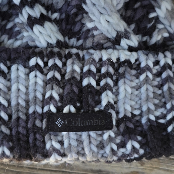 Columbia Beanie - Picture 2 of 10